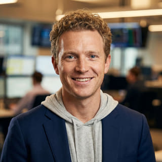 Profile image showing Ryan Brooks, listed as Lead Trading Analyst at Keen Vestix